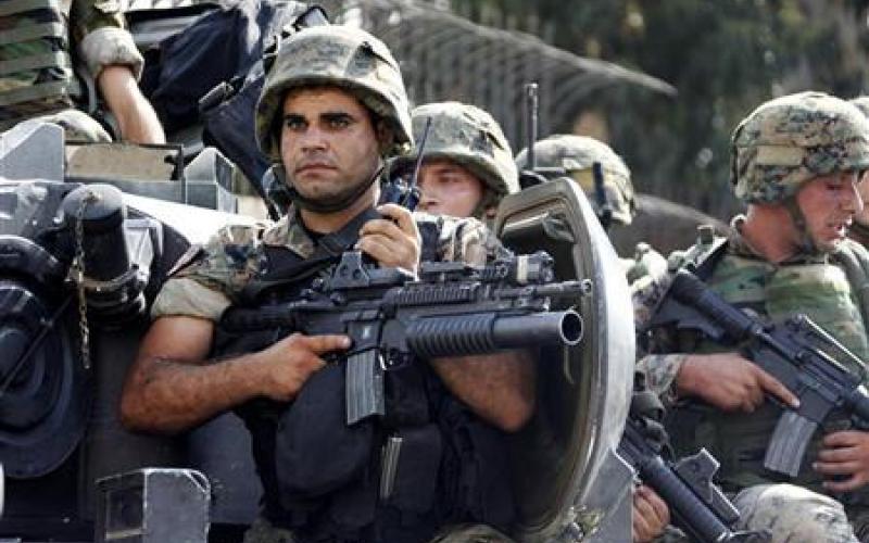 الجيش اللبناني يتوعد بإجراءات حاسمة لوقف الإضطرابات