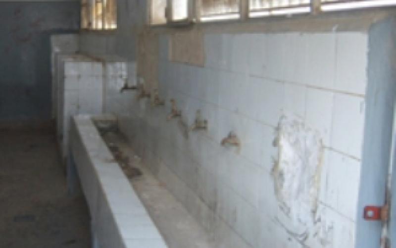 اربد: طلاب يحتجون لانقطاع المياه عن مدرستهم