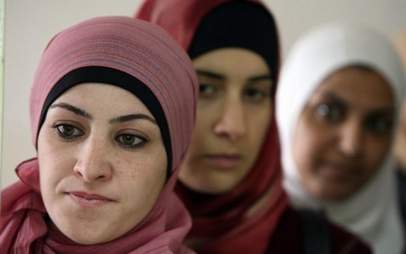 حقوق النساء التجارية على طاولة تجارة عمان 