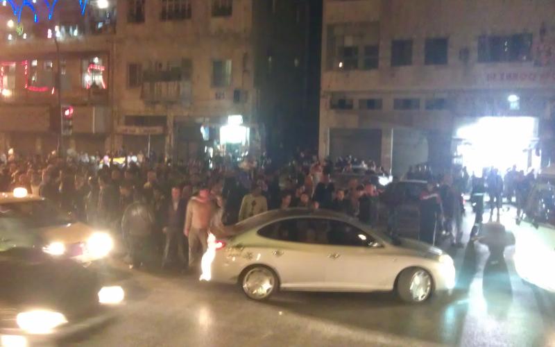 منع مسيرة حي الطفايلة من الوصول للديوان - فيديو وصور