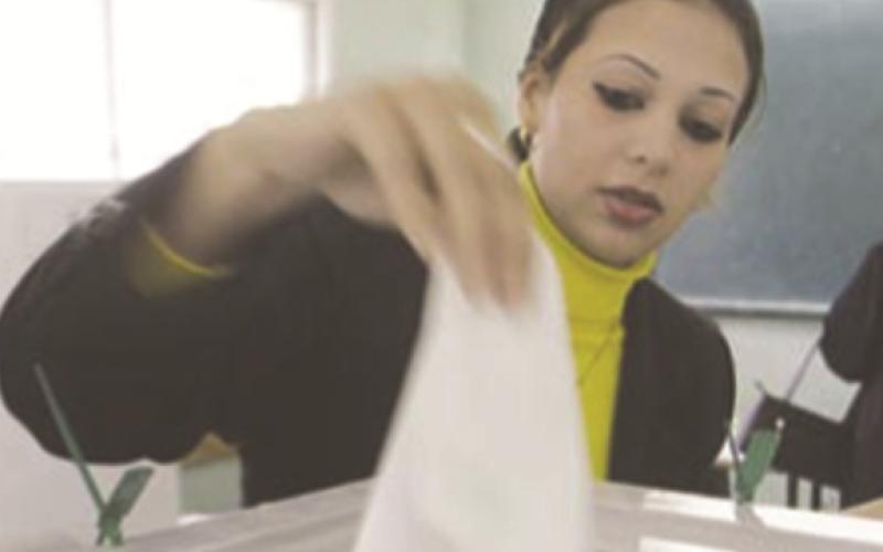 النساء يعززن وجودهن في الحراك الانتخابي