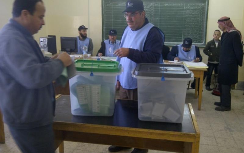 تمديد الاقتراع لمدة ساعة