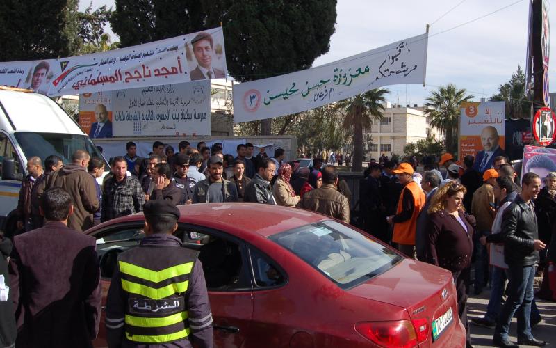 الاثرياء يواصلون احتكار البرلمان في غياب سقف للإنفاق الانتخابي