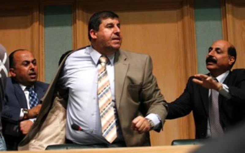 الادعاء العام يحفظ الشكوى التي قدمها السعود ضد النسور 