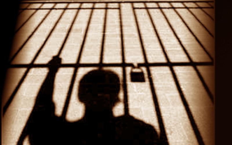 موقوفون قضائيا يواجهون توقيفا إداريا