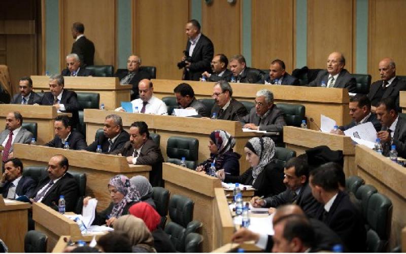 سبع نواب ينسحبون من كتلة التجمع الديمقراطي- اسماء