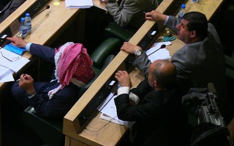 كتلة المستقبل تتراجع عن تسمية خليفات لرئاسة الحكومة وتتركه للملك