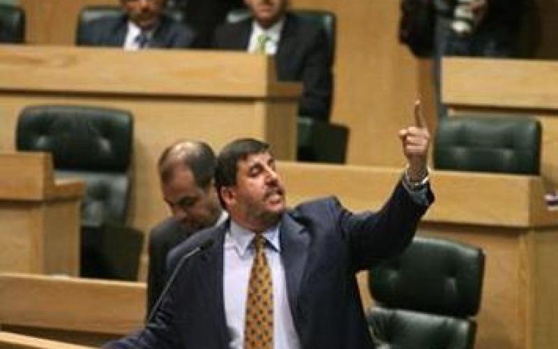 النائب السعود يحمل رئيس الديوان مسؤولية مقابلة الملك