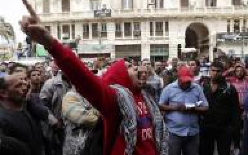 مصر: إصابات خلال اشتبكات مع متظاهرين