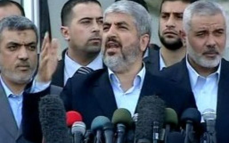 مشعل يحتفظ بمنصبه رئيسا للمكتب السياسي لحماس