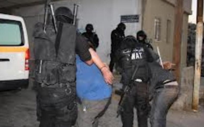 الصمت عند الاعتقال: حقٌ مسكوت عنه