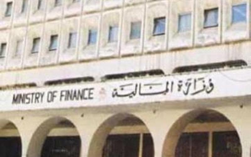 215 الف اسرة تحصل على دعم المحروقات 