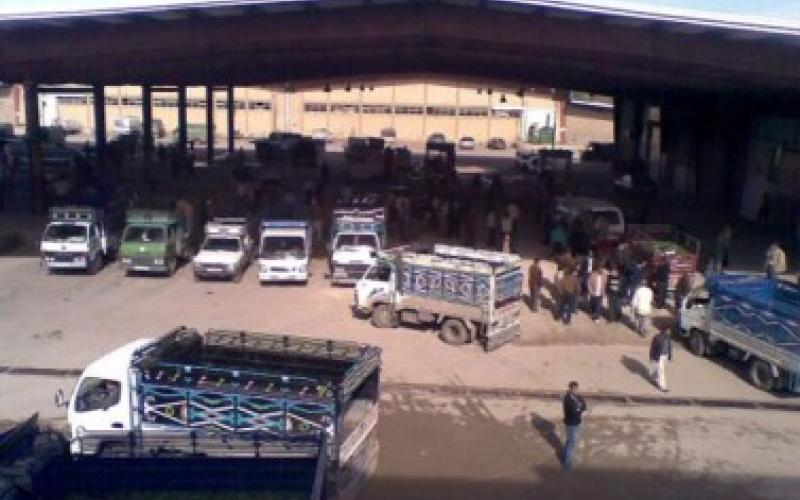 السوريون يغيبون نهائياً عن سوق العارضة 