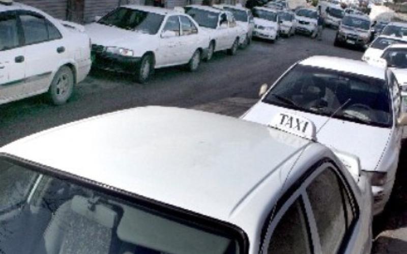 سائقو سرفيس ماركا يعتصمون ضد تغاضي المباحث