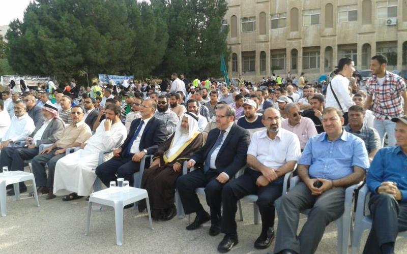 هنيّة يشارك بمهرجان "ربيع العودة قادم" عبر الهاتف