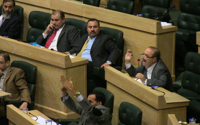 النواب يقرون المالكين والمستأجرين بإلغاء أجر المثل - فيديو