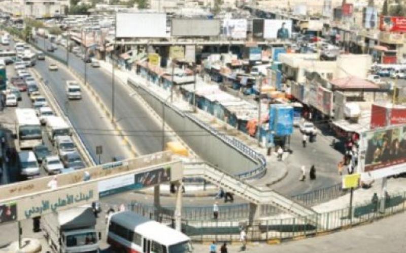 العاملات في الحي التجاري..أجور منخفضة وحقوق ضائعة!