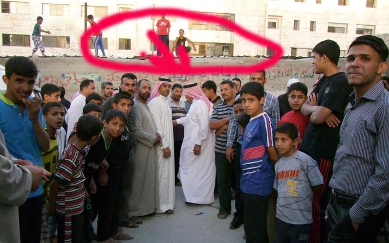 مستشفى جبل الزيتون يخنق حيا باكمله في وادي الحجر- فيديو