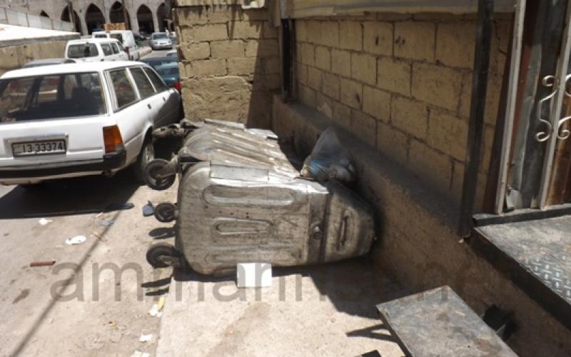 انتشار النفايات مع حلول الصيف.. وتبادل للاتهامات (فيديو)