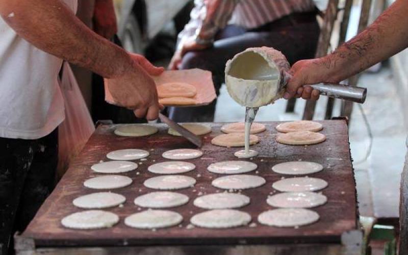 قطائف رمضان بوسط البلد