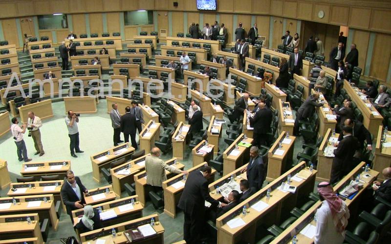 النواب يغردون خارج الضمان الاجتماعي (فيديو)