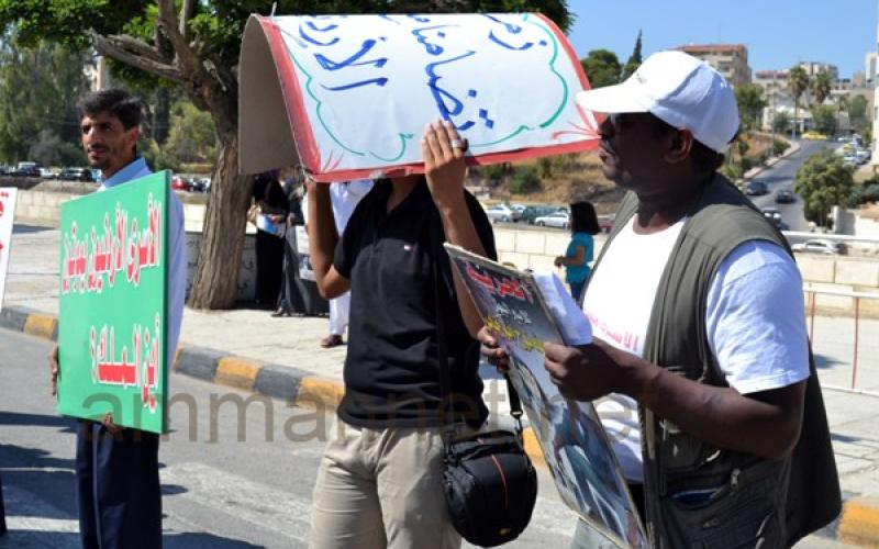 أهالي الأسرى يعتصمون أمام مجلس النواب