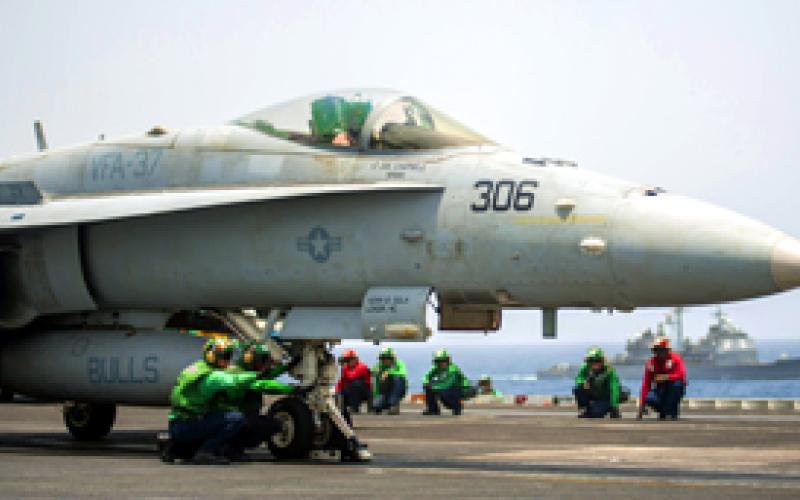 هولاند ما زال مصمما على التدخل عسكريا في سوريا