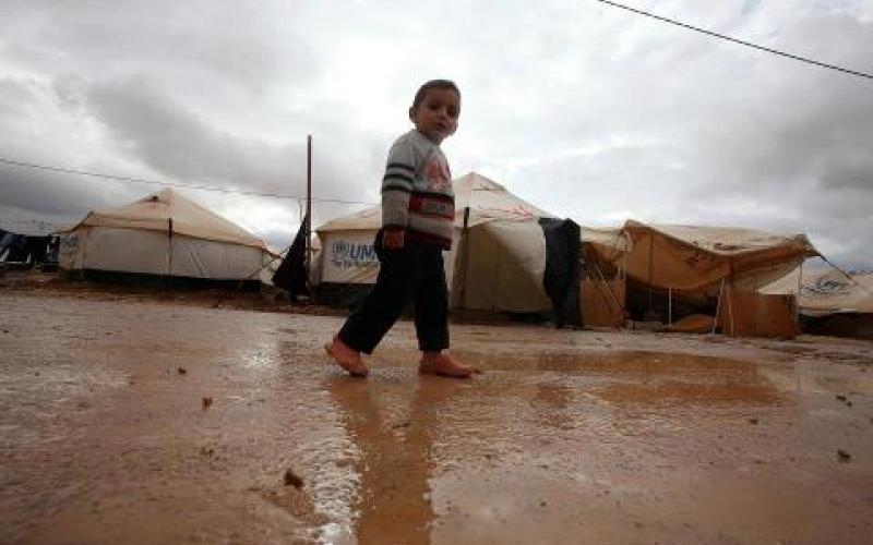 7 آلاف كرفان يحتاجها "الزعتري" لتجاوز بؤس الشتاء.. (صوت)