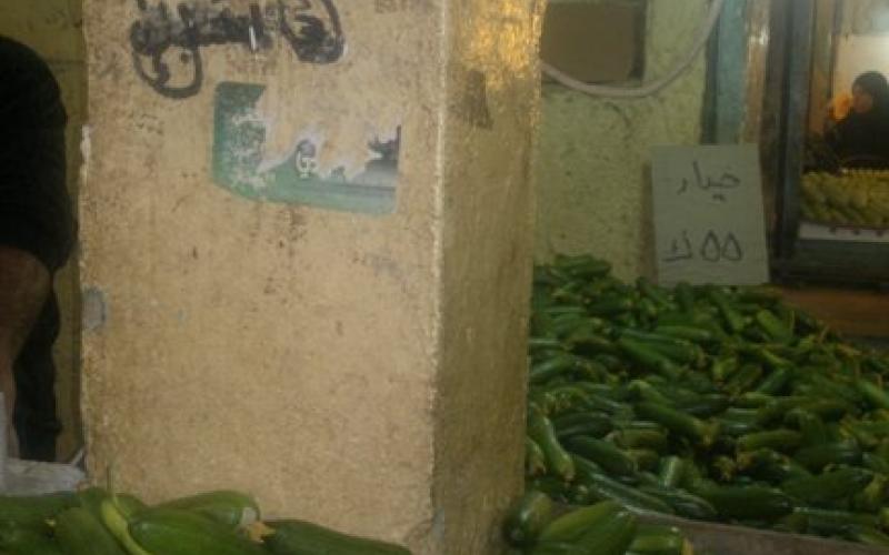 تجار بالزرقاء يرفضون تسعيرة الخضار ومواطنون يشككون بجدواها 