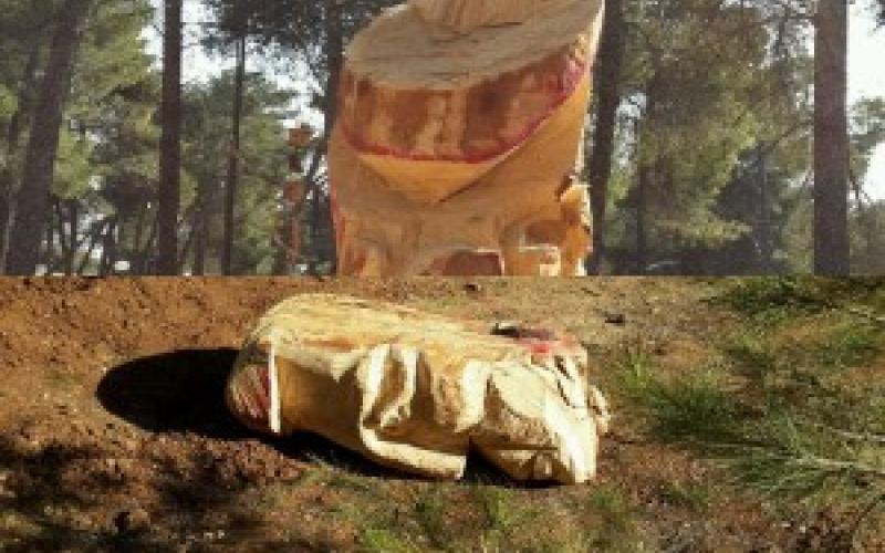 "الأردنية" تحقق بقطع رأس تمثال "أليكسا"