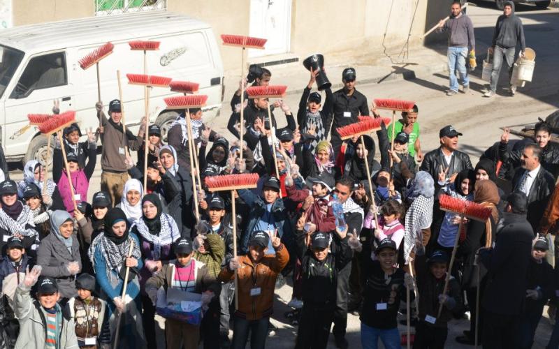 "يوم المكانس" في اربد