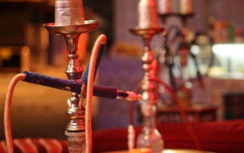 13 نائبا يطالبون بالسماح بالأراجيل في المقاهي