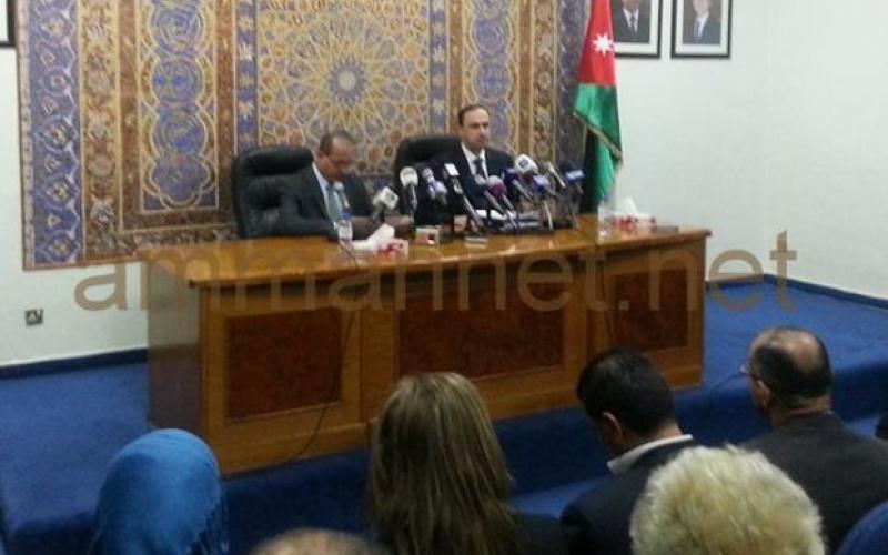 مخاطبات لجلب الكردي.. ورفع غرامة الإقامة المخالفة