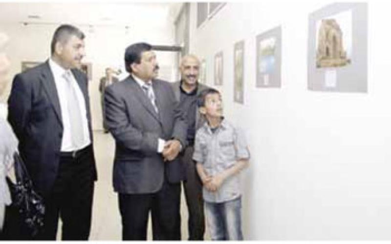 معرض فوتوغرافي للمعلمين والطلبة برأس العين