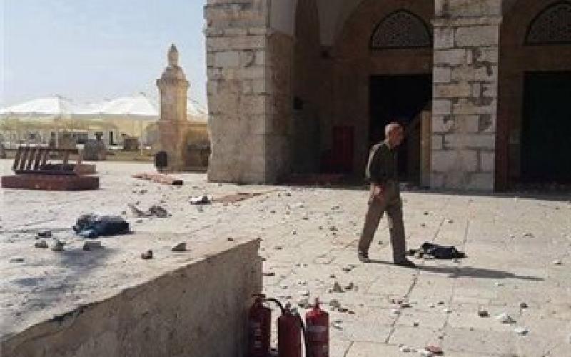 إصابات خلال اقتحام مستوطنين للأقصى