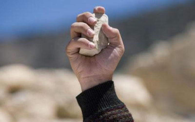 زوج امرأة باكستانية رجمتها عائلتها حتى الموت يشكو من تخاذل الشرطة