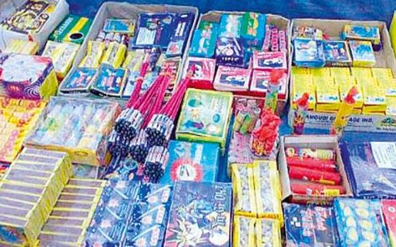 الأمانة: حملة تستهدف بسطات المفرقعات