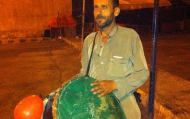 المسحراتي ... "يا نايم وحد الدايم"