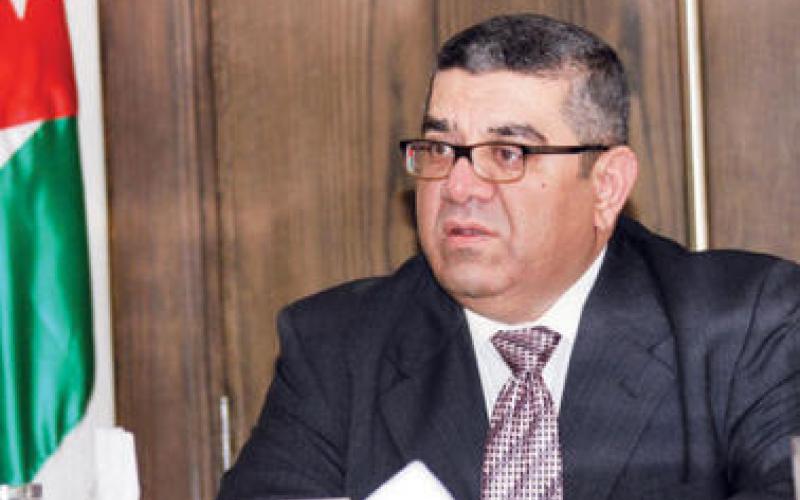 سليط: لاتعويض لشركات الاتصالات اذا خسرت.. والامارات عرضت بطاقات ذكية كهدية