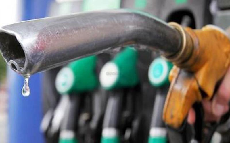 توقعات بخفض اسعار المحروقات 2%