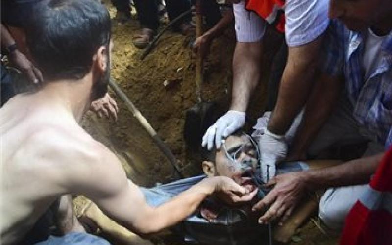 مع دخول الهدنة- انتشال جثامين 6 الشهداء ومنع الطواقم من دخول خزاعة