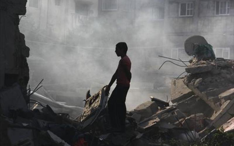 ارتفاع عدد شهداء غزة إلى 1951 شهيداً وأكثر من 10 الاف جريح