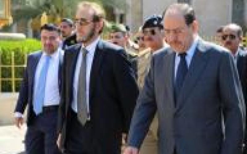 العراق: المالكي يرفض الرحيل