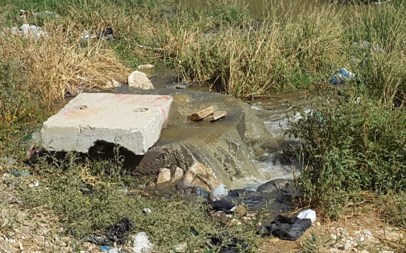  السلطة تتعهد بحل مشكلة فيضان مجاري وادي الحجر قبل العيد