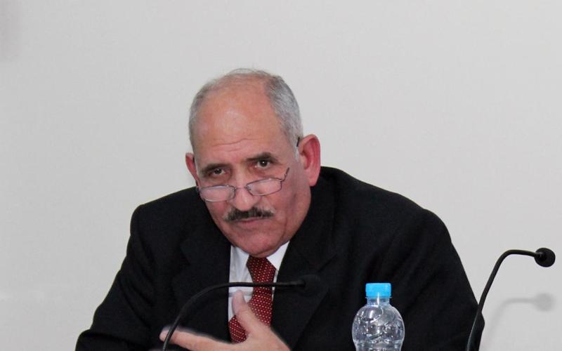 الذنيبات يفوض تعطيل المدارس إلى مديري التربية 