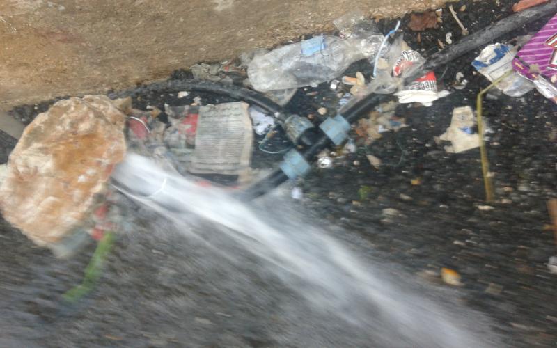 استياء من تلكؤ السلطة في اصلاح اعطال المياه بجبل الامير فيصل 