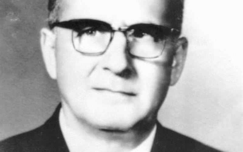 المؤسسة العربية للدراسات تختار المفكر "مالك بن نبيّ" شخصية العام