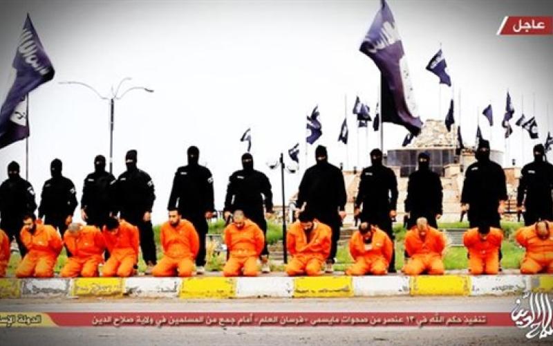 داعش يعدم 13 عراقياً ينتمون لعشائر سنية