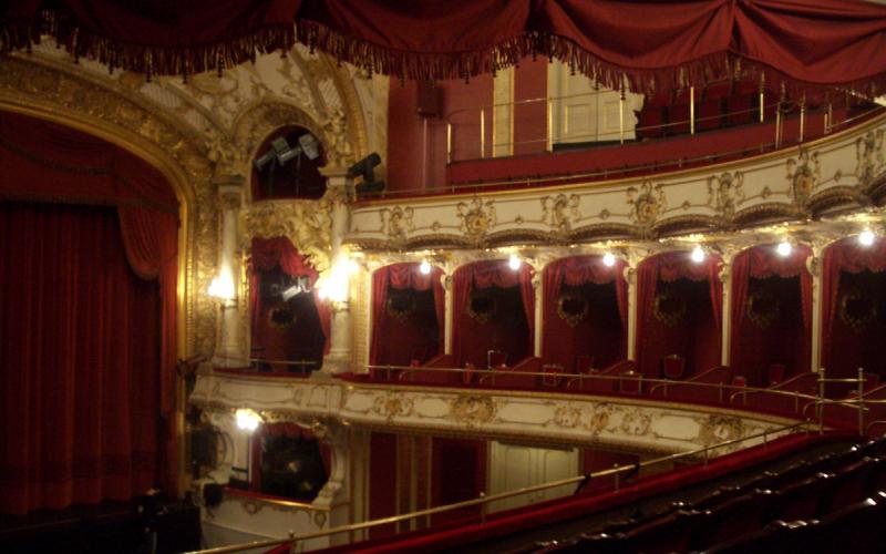 اعادة افتتاح المسرح القومي بمصر بعد حريق 2008