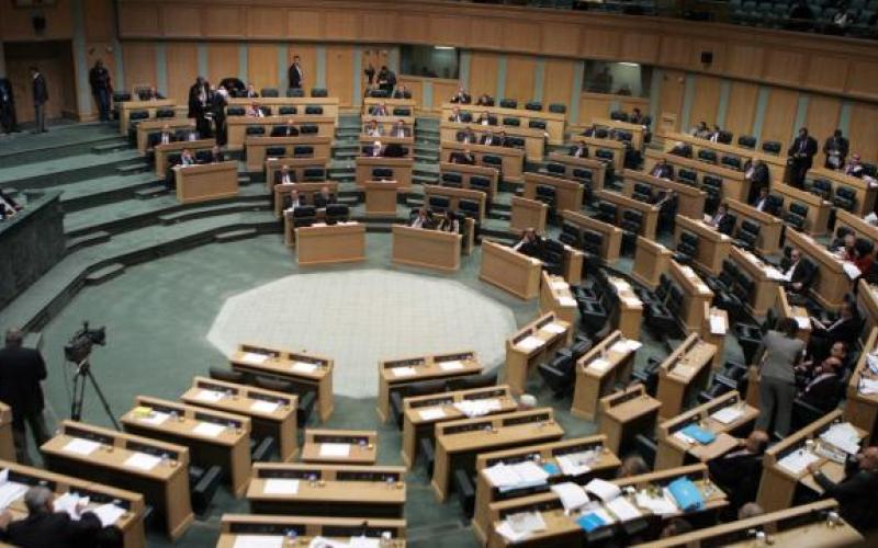 النواب يؤكدون دعمهم للحرب على "الإرهاب"